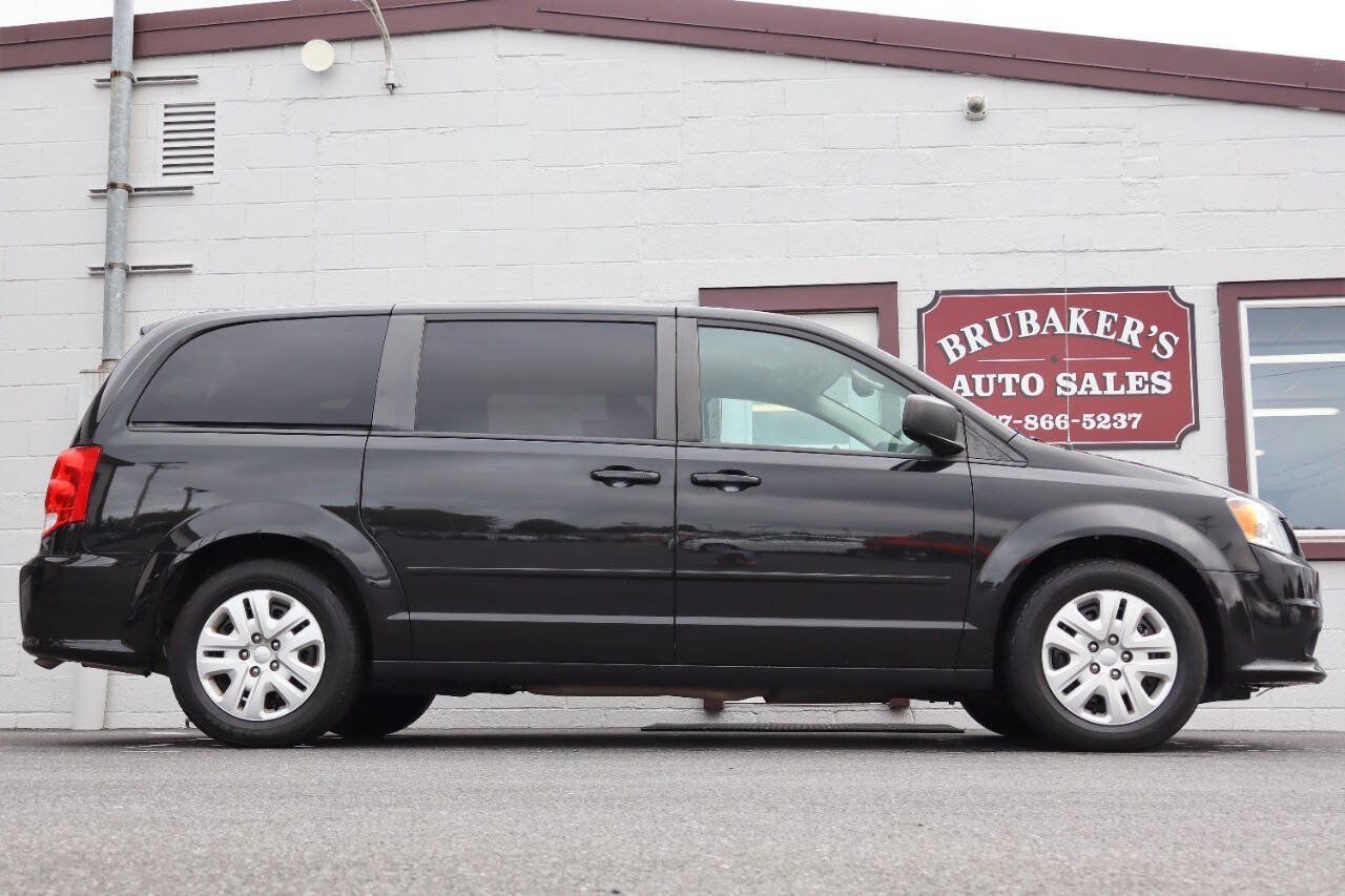 Used 2017 Dodge Grand Caravan SE w/ Power Window Group FWD image 8