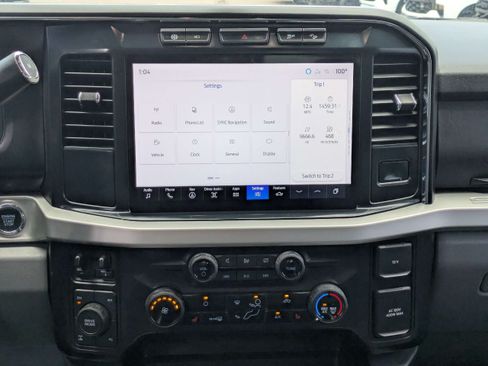 Used 2024 Ford F250 XLT w/ Black Appearance Package AWD/4WD image 17