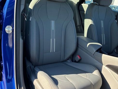 Used 2023 Hyundai Elantra SEL image 18