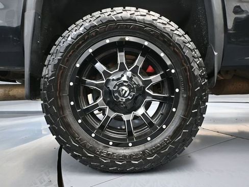 Used 2018 GMC Sierra 2500 Denali w/ Duramax Plus Package image 16