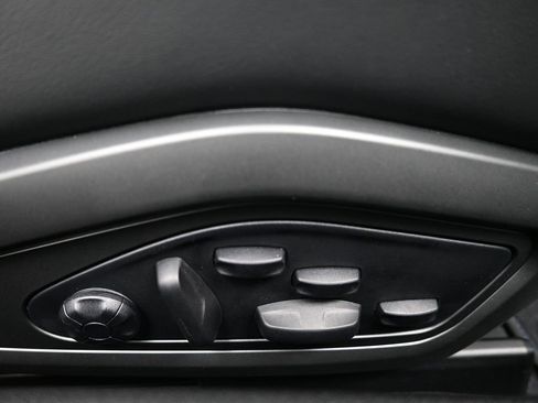 Used 2025 Porsche 911 Carrera T image 13