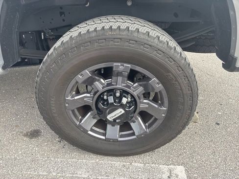 Used 2024 Ford F250 Lariat w/ Lariat Ultimate Package image 8