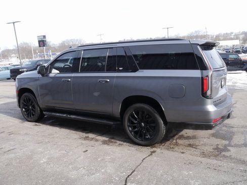 Used 2021 Cadillac Escalade ESV Sport w/ Driver Assist Tech Package image 10