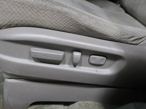 Used 2015 Honda Odyssey EX image 17
