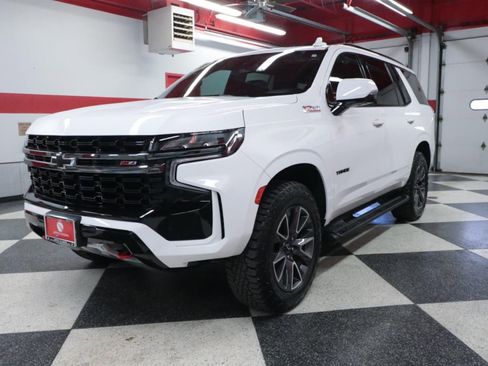 Used 2022 Chevrolet Tahoe Z71 w/ Luxury Package image 5