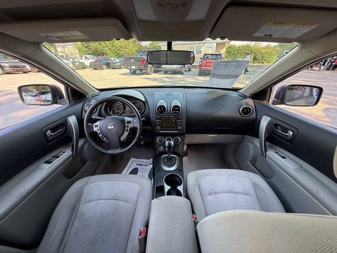 Used 2015 Nissan Rogue S w/ Convenience Package FWD image 9