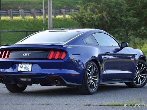 Used 2015 Ford Mustang GT Premium w/ Equipment Group 401A RWD image 5