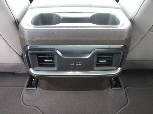 New 2026 GMC Sierra 1500 SLT w/ SLT Premium Package image 30