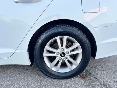 Used 2017 Hyundai Sonata SE image 10