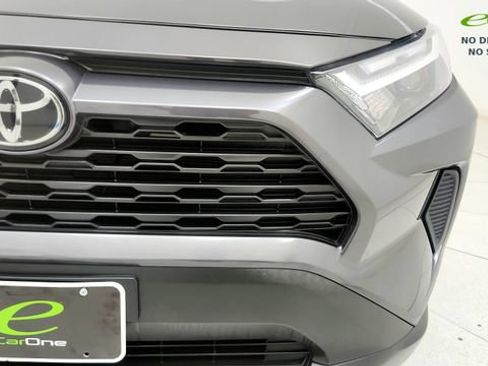 Used 2023 Toyota RAV4 XLE w/ Convenience Package FWD image 25