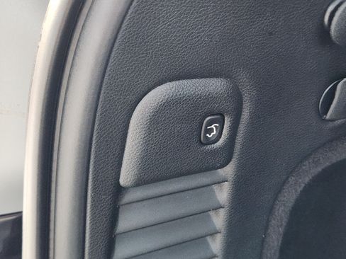 Used 2019 Jeep Grand Cherokee Limited AWD/4WD image 42