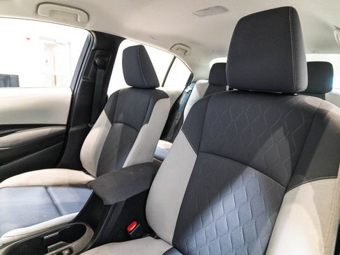 Used 2024 Toyota Corolla LE FWD image 6