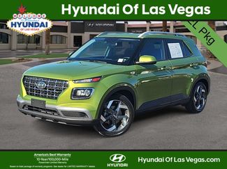 Used 2023 Hyundai Venue SEL FWD video 1