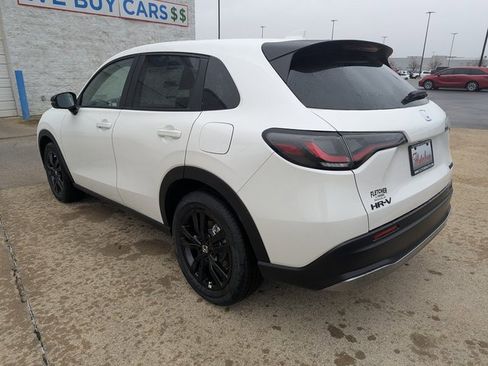 New 2026 Honda HR-V Sport image 9