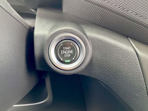 Used 2021 Chevrolet TrailBlazer LT w/ Convenience Package FWD image 27