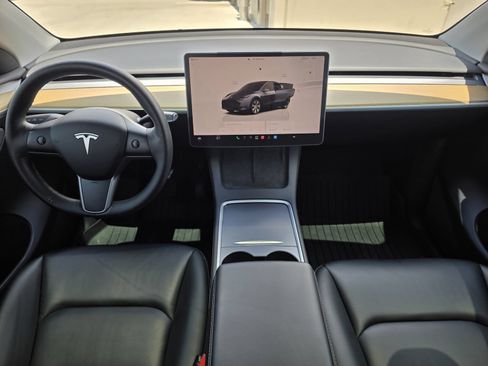 Used 2023 Tesla Model Y Long Range AWD/4WD image 11