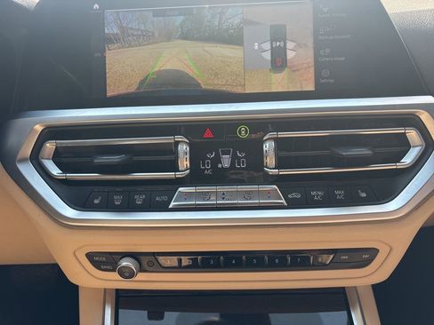 Used 2020 BMW 330i Sedan w/ Premium Package image 15