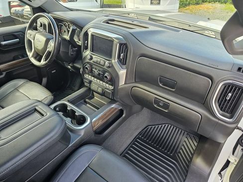 Used 2021 Chevrolet Silverado 1500 RST w/ Rally Edition AWD/4WD image 11