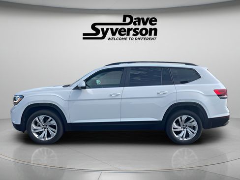 Used 2023 Volkswagen Atlas SE w/ Panoramic Sunroof Package AWD/4WD image 7
