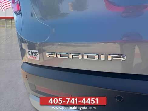 Used 2021 GMC Acadia SLT FWD image 40