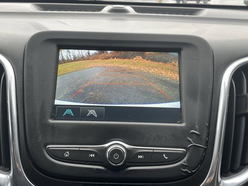 Certified 2018 Chevrolet Equinox LT image 40