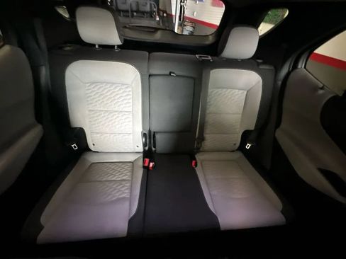 Used 2019 Chevrolet Equinox LT AWD/4WD image 13