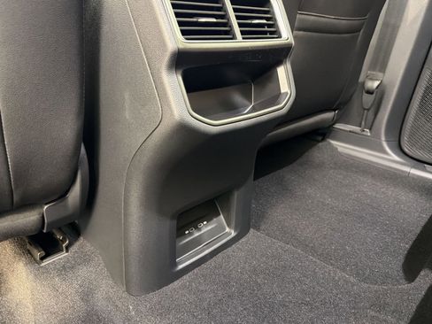 New 2026 Volkswagen Atlas Cross Sport SE AWD/4WD image 31