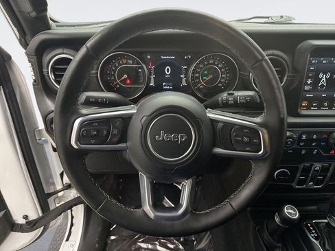 Used 2022 Jeep Wrangler Unlimited Sahara w/ Dual Top Group image 12