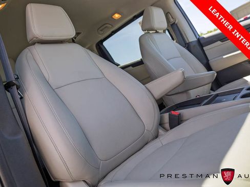 Used 2025 Honda Odyssey EX-L image 4