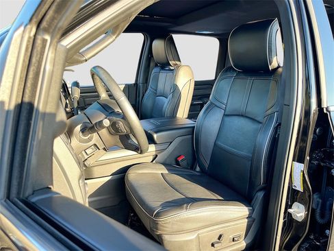 Used 2024 RAM 3500 Limited image 22