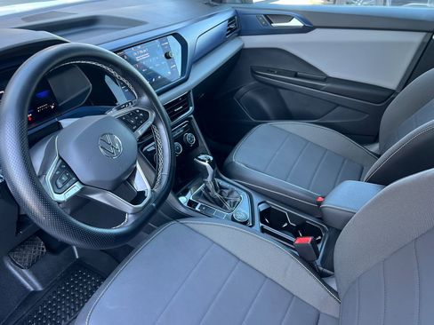 Used 2023 Volkswagen Taos SE image 7