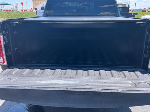 Used 2016 RAM 1500 Laramie w/ Convenience Group AWD/4WD image 4