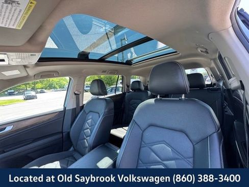 Used 2024 Volkswagen Atlas SE AWD/4WD image 33
