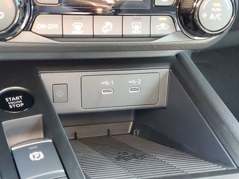 New 2026 Nissan Kicks SV w/ SV Premium Package AWD/4WD image 29