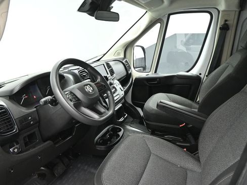 Used 2022 RAM ProMaster 2500 image 8