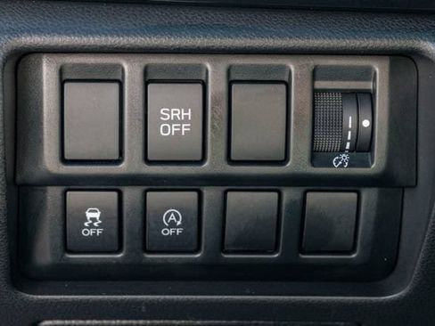 Used 2021 Subaru Forester AWD/4WD image 27