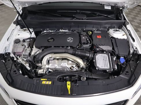 New 2026 Mercedes-Benz GLB 250 image 31