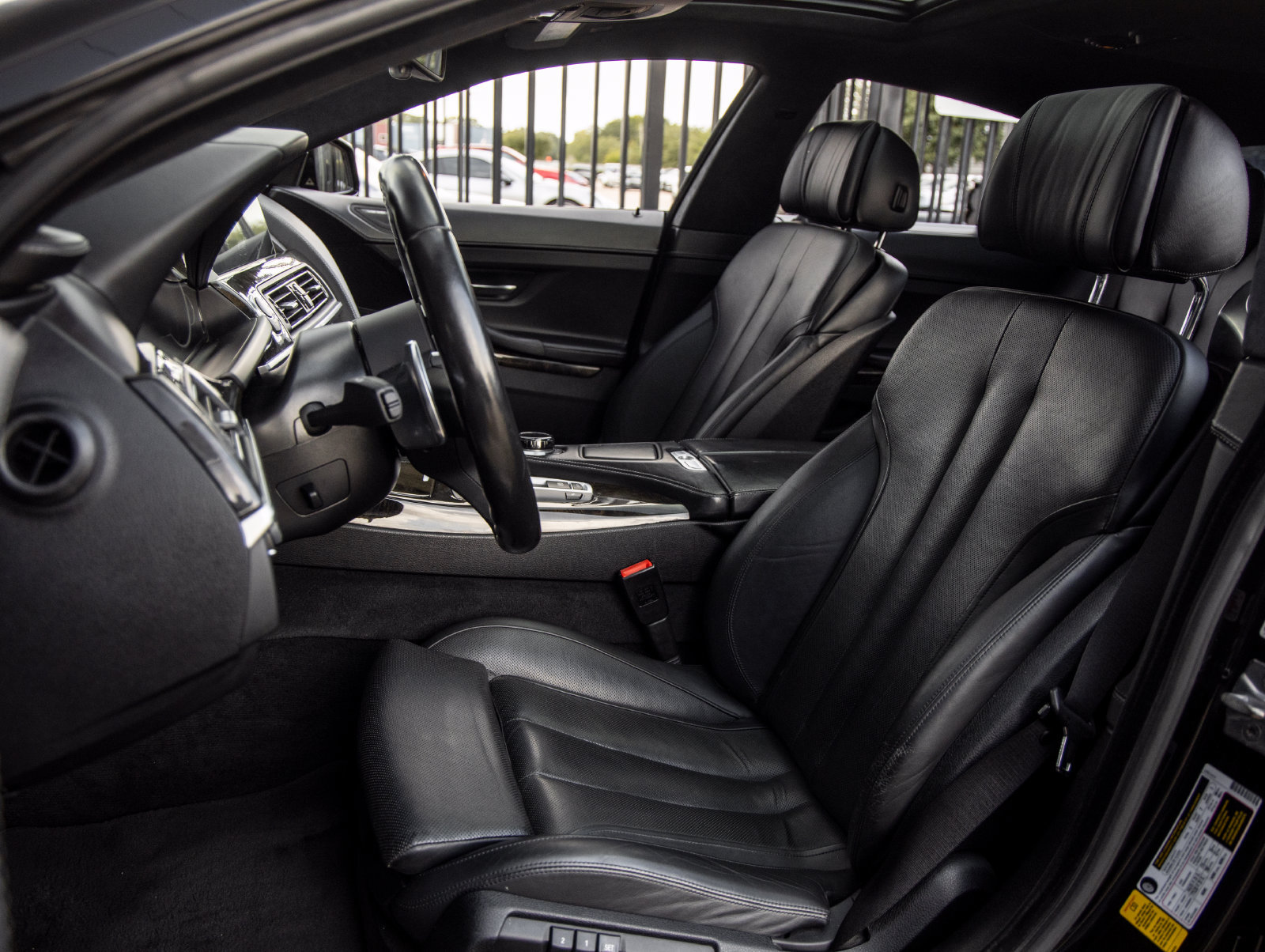 Used 2019 BMW 650i Gran Coupe w/ Executive Package RWD image 23
