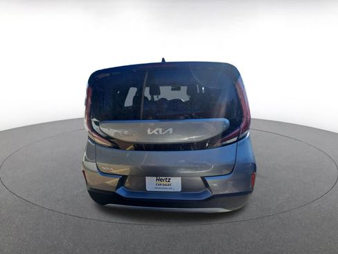 Used 2025 Kia Soul LX w/ LX Technology Package image 7