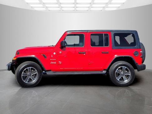 Used 2023 Jeep Wrangler Unlimited Sahara AWD/4WD image 9