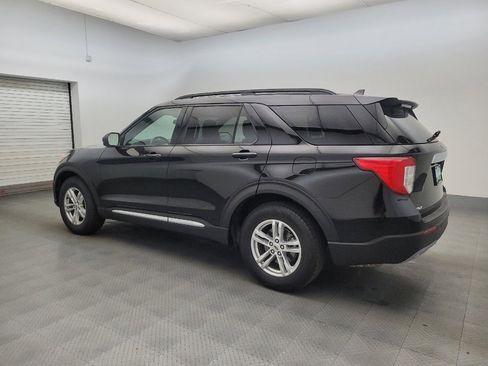 Used 2022 Ford Explorer XLT w/ Equipment Group 202A RWD image 3