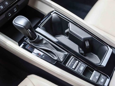 Used 2024 Honda Accord EX-L image 29
