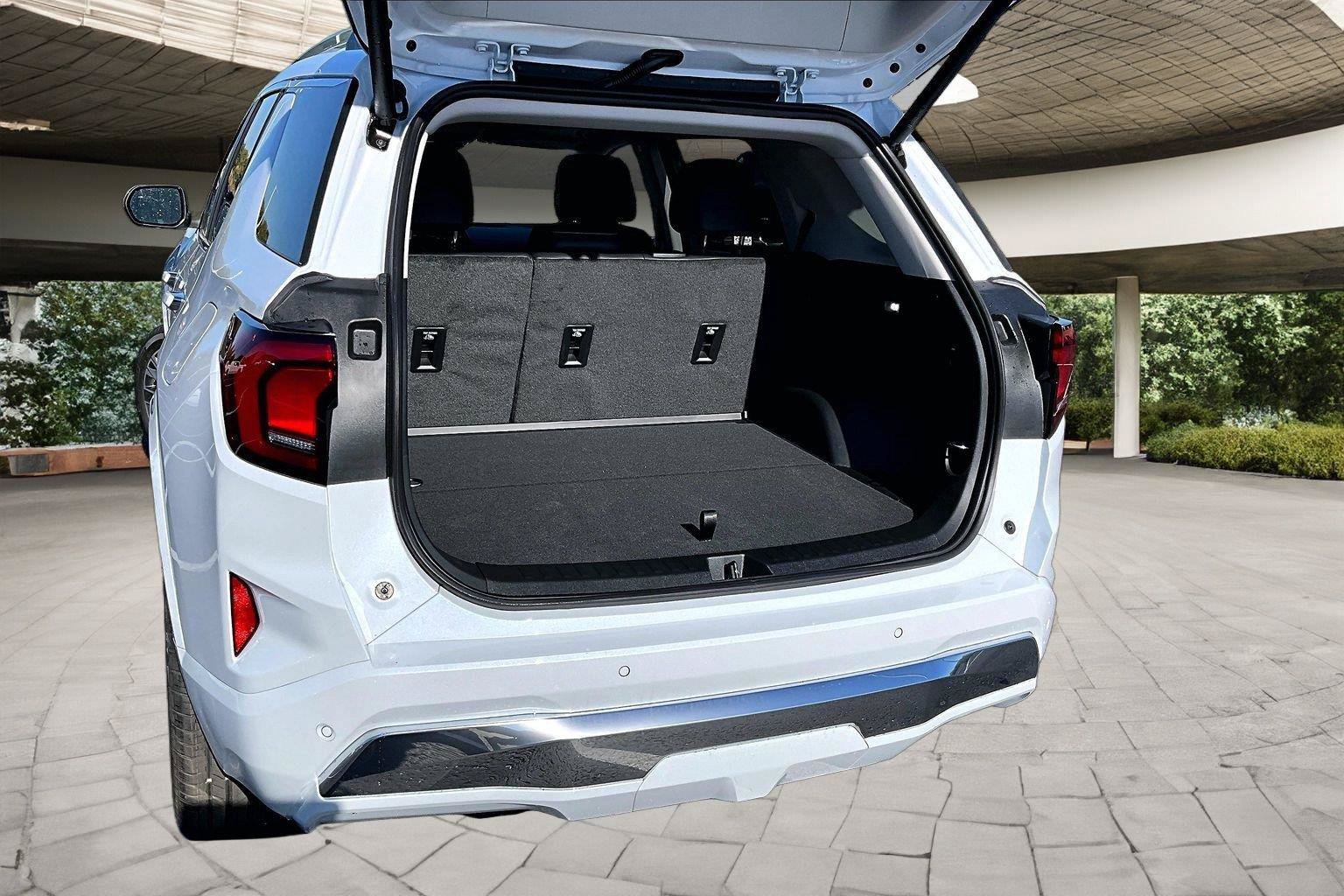 New 2027 GMC Terrain Denali AWD/4WD image 5