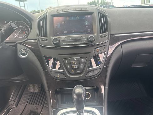 Used 2015 Buick Regal Premium FWD image 17