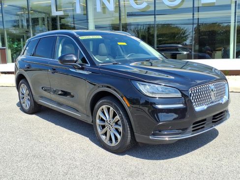 Certified 2022 Lincoln Corsair AWD w/ Premium Package image 2