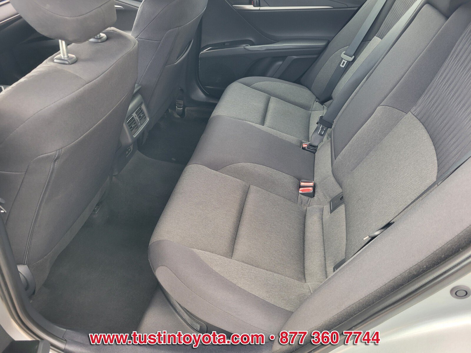 Certified 2025 Toyota Camry LE FWD image 11