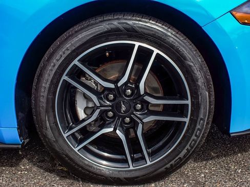 Used 2023 Ford Mustang Premium RWD image 7