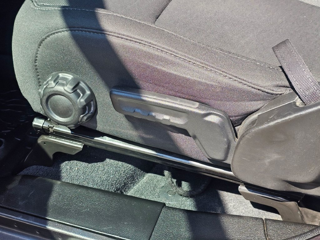 Used 2022 Jeep Gladiator Sport AWD/4WD image 23