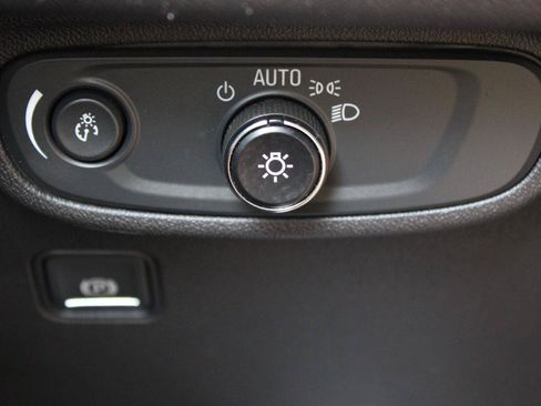 Used 2020 GMC Terrain SLE w/ GMC Pro Grade Package AWD/4WD image 26