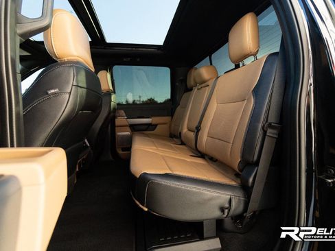 Used 2023 Ford F450 Lariat w/ FX4 Off-Road Package image 76